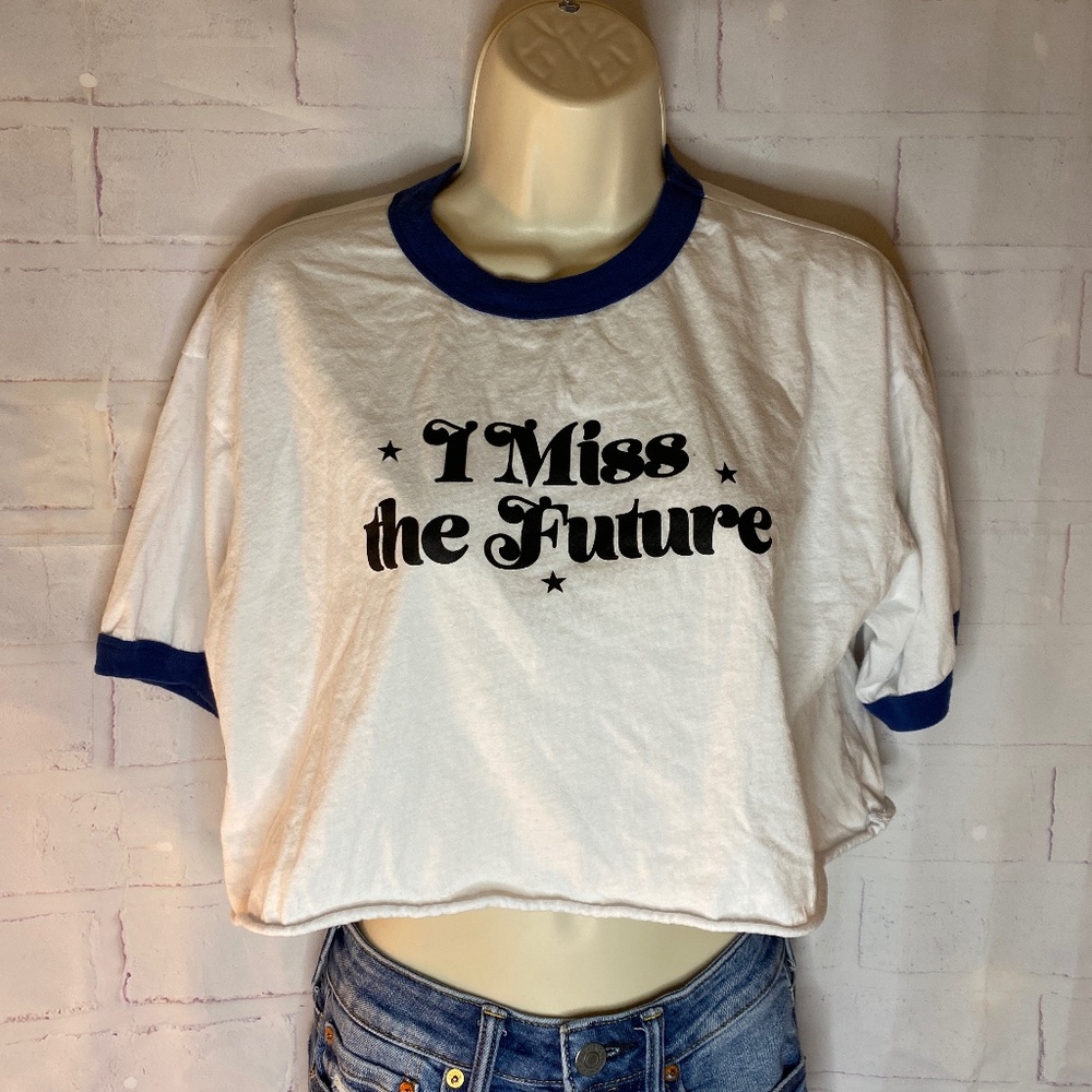 Crop Tee - Picture 2 of 5